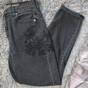 embroidered mom jean